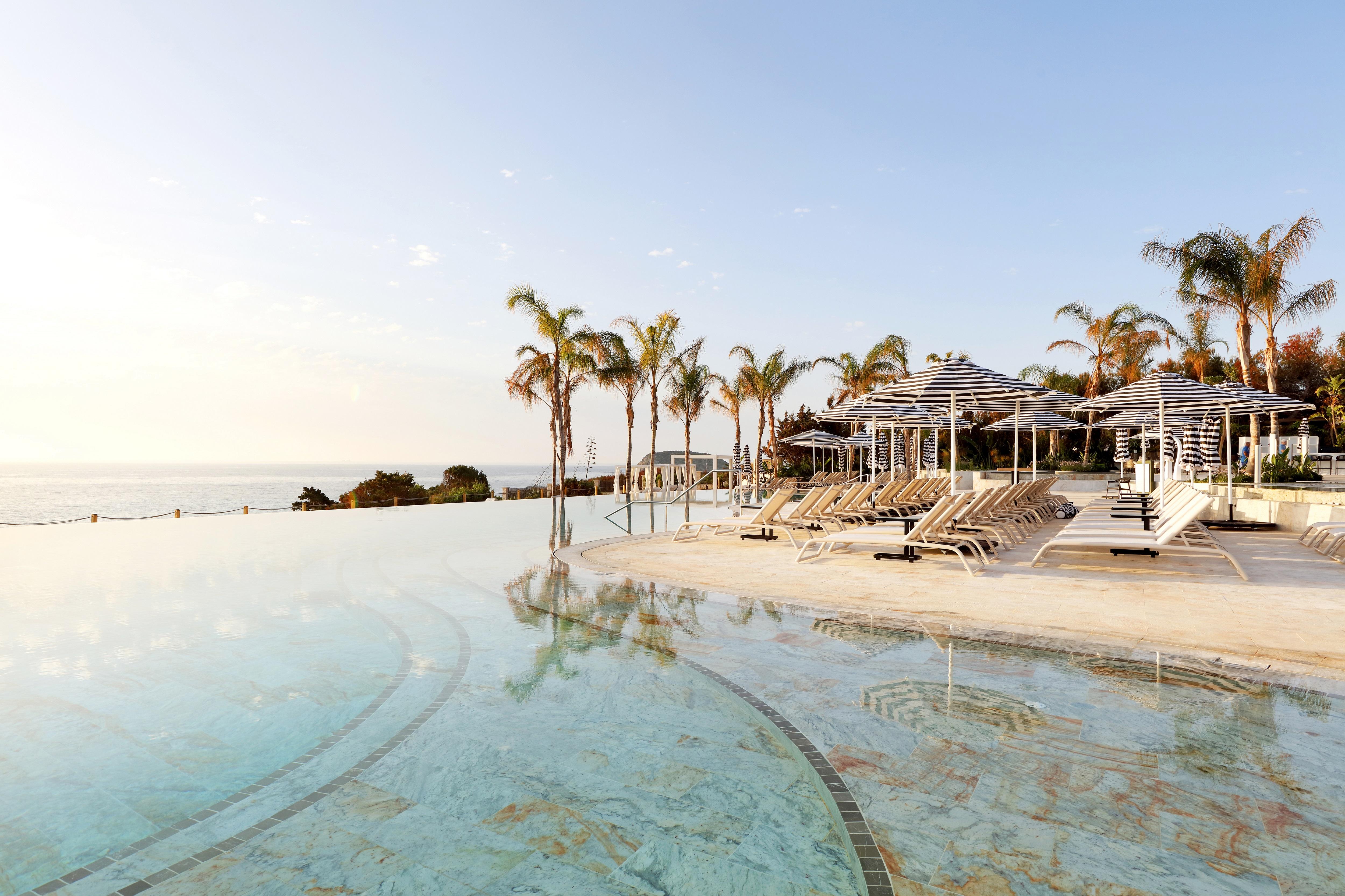 Bless Hotel Ibiza - The Leading Hotels Of The World Es Cana Exterior foto Infinity pool at the resort