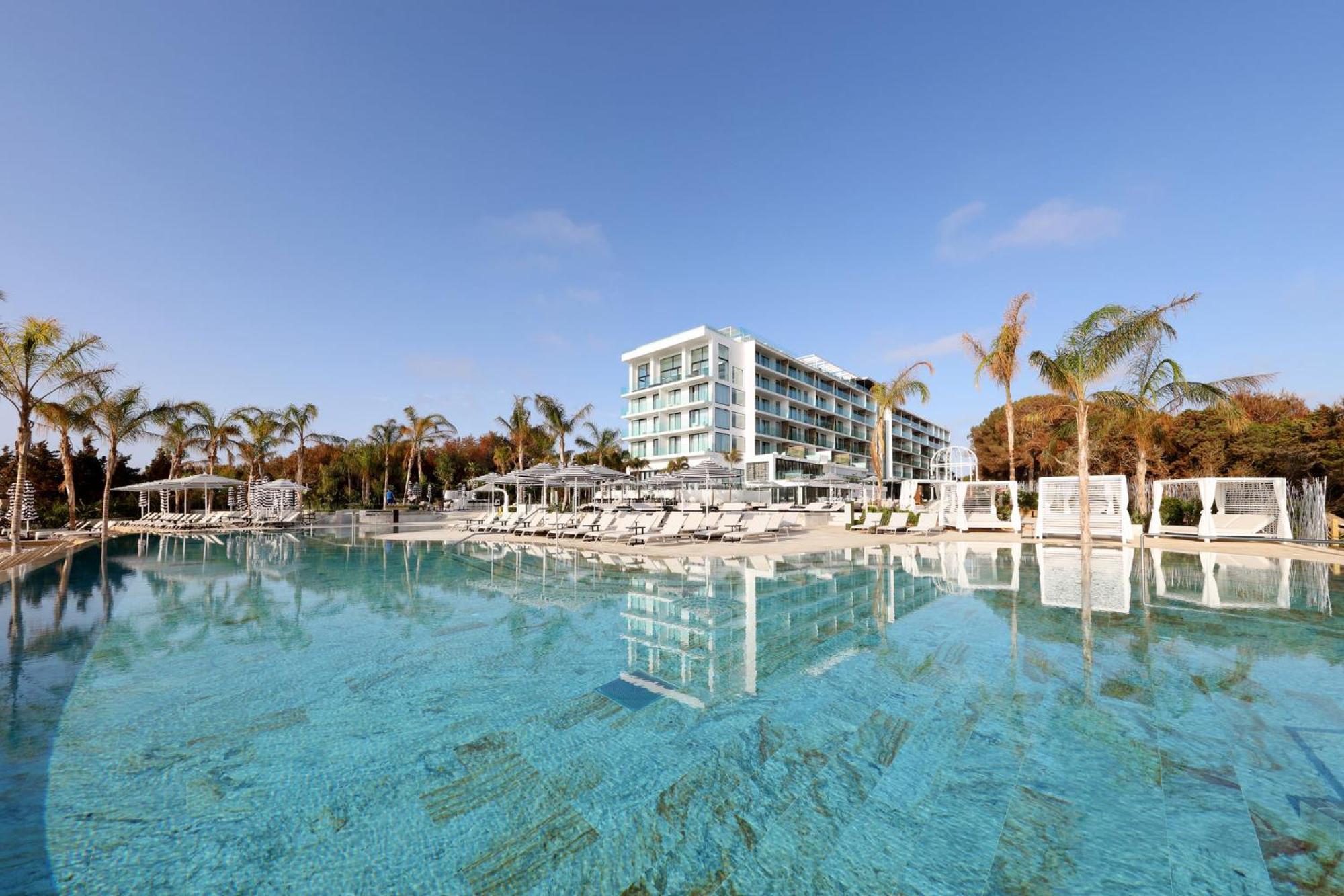 Bless Hotel Ibiza - The Leading Hotels Of The World Es Cana Exterior foto The hotel