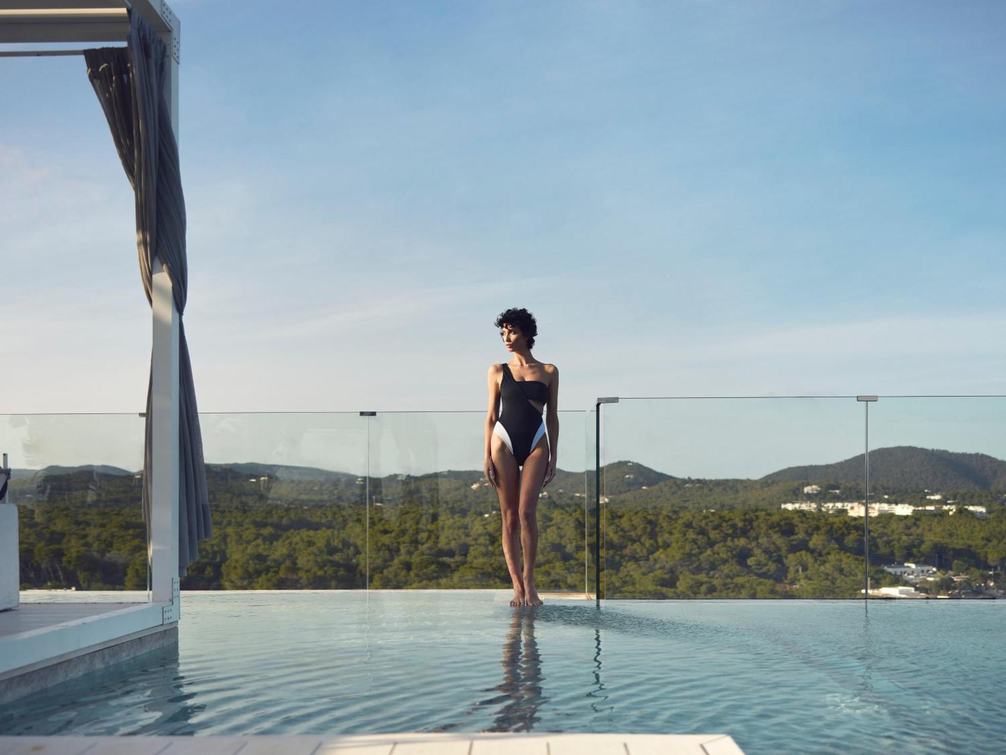 Bless Hotel Ibiza - The Leading Hotels Of The World Es Cana Exterior foto Infinity pool